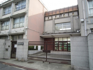 西生野小学校の画像1