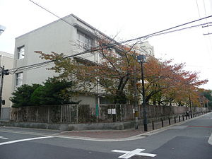 本庄中学校の画像1