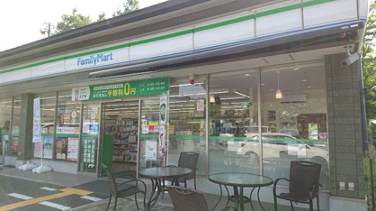 西京桂坂ファミリーマートの画像1