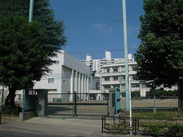 第一中学校の画像1