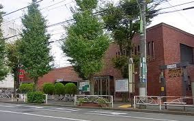 世田谷谷区立深沢図書館の画像1