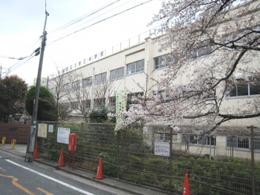 第三中学校の画像1