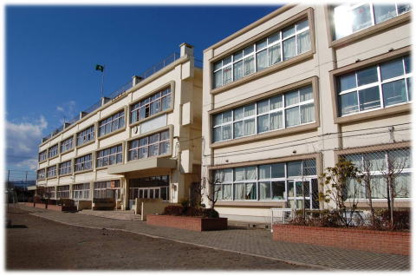 立川市立西砂小学校の画像1