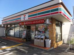 セブンイレブン 尼崎富松町2丁目店の画像1