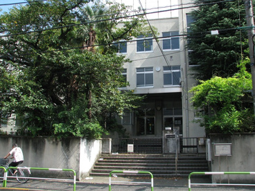 音羽中学校の画像2