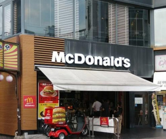マクドナルド 三軒茶屋店の画像1