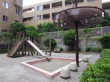 初台二丁目児童遊園地の画像1