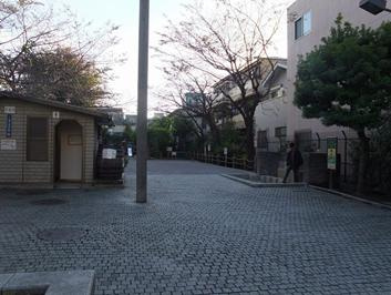 幡ヶ谷新道公園の画像1