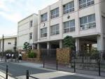 市立新生野中学校