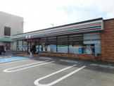 セブンイレブン名田店