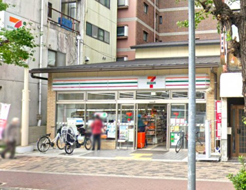 セブンイレブン 堀川丸太町店の画像1