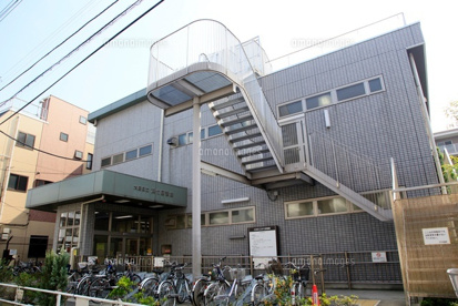 大田区立浜竹図書館の画像1