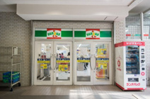 ファミリーマート 明治大学生田店