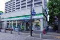 コンビニエンスストア ファミリーマートJR伊丹駅前店