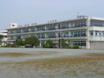 粕川中学校