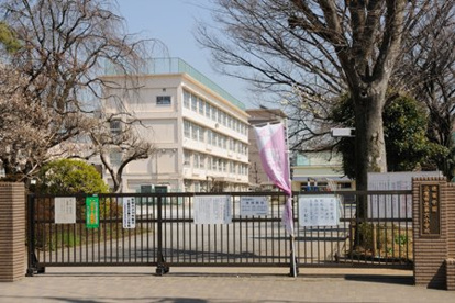 三鷹市立第六小学校の画像1