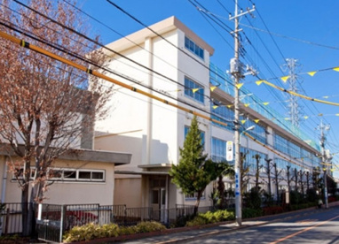 三鷹市立中原小学校の画像1