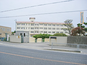 明石市立 大久保小学校の画像1