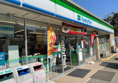 ファミリーマート 吹田千里丘北店の画像1
