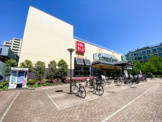 トモズ クイーンズ伊勢丹杉並桃井店