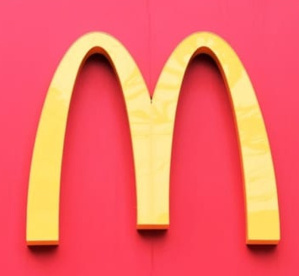 マクドナルドです。 マクドナルド文の里の画像1