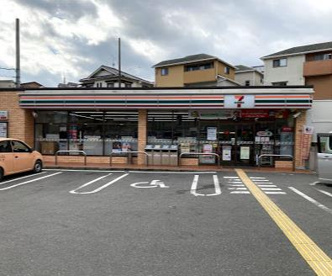 セブンイレブン 吹田佐井寺4丁目店の画像1