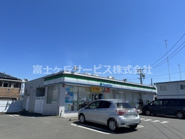 ファミリーマート 掛川成滝店の画像1