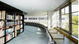 京都精華大学情報館図書館
