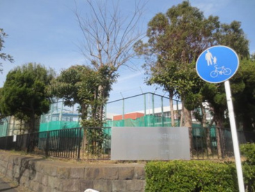 横浜市立富岡東中学校の画像1