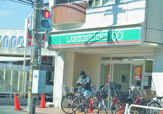 ローソンストア100 LS市川欠真間店