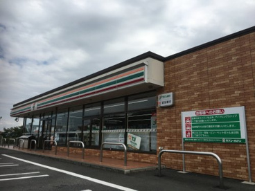 セブンイレブン 津市河芸町一色店の画像1