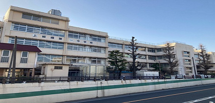 板橋区立上板橋第一中学校の画像1
