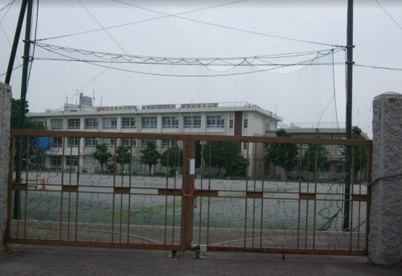 川崎市立登戸小学校の画像1