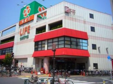 ライフ 千川駅前店の画像1