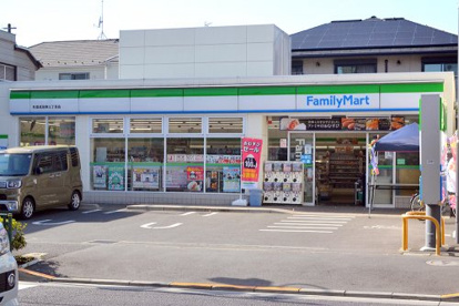 ファミリーマート 杉並成田東三丁目店の画像1