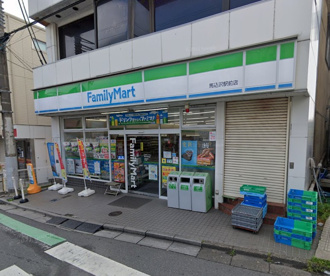 ファミリーマート　馬込沢駅前店の画像1