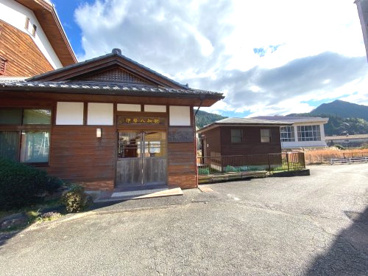 JR名松線「伊勢八知駅」の画像1