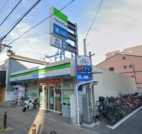 ファミリーマート 新今里店の画像1