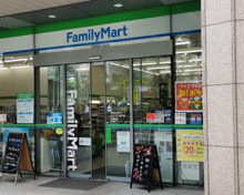 ファミリーマート リバージュ品川店