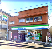 ファミリーマート 追浜本町店