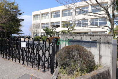 栗東市立治田西小学校の画像1