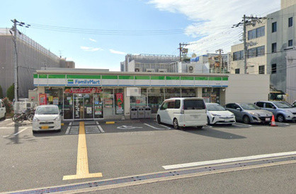 ファミリーマート 放出東店の画像1