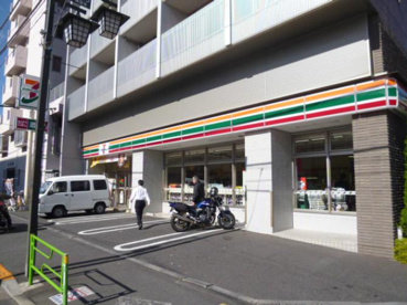 セブンイレブン 杉並和田1丁目店の画像1