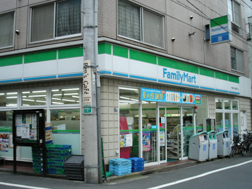 ファミリーマート葛飾新宿三丁目店の画像1