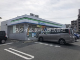 ファミリーマート 豊橋吉川店