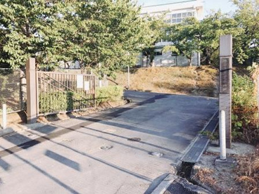 堺市立若松台中学校の画像2