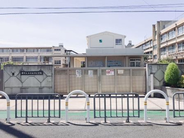 堺市立浜寺石津小学校の画像2