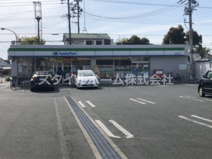 ファミリーマート 西岩田店