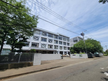 藤沢市立秋葉台中学校の画像1