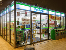 ファミリーマート 汐留メディアタワー店